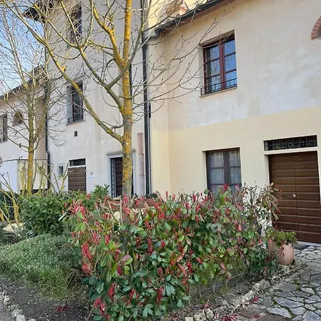 Tuscany Relax H&h - Helly House Apartment *
